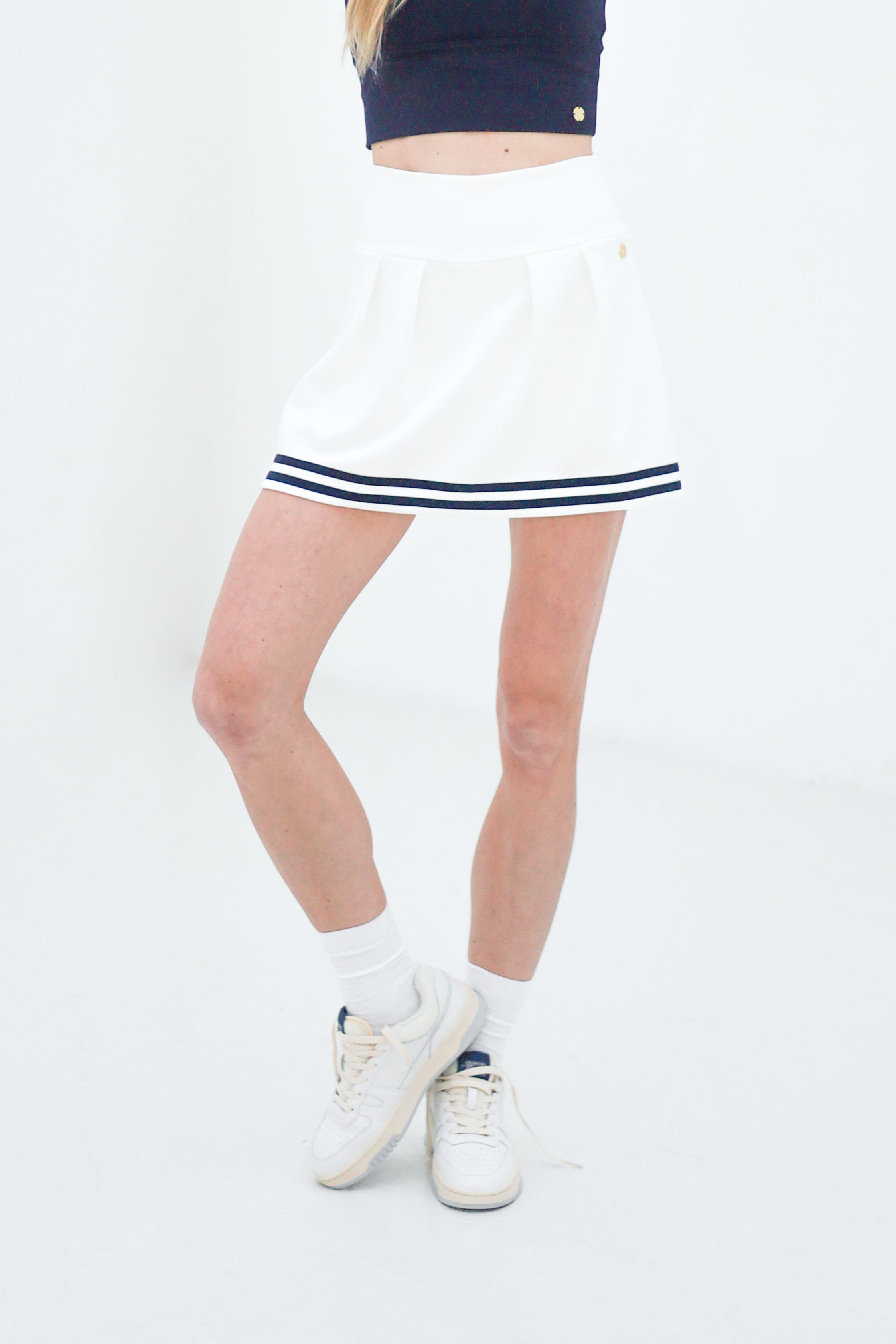 houseofgravityclub-skirt